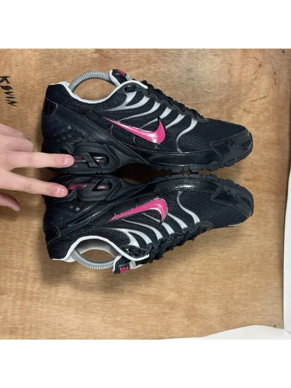 Nike Air Max Torch 4 Women Size 11  343851-062 Sneakers Shoes Black Pink